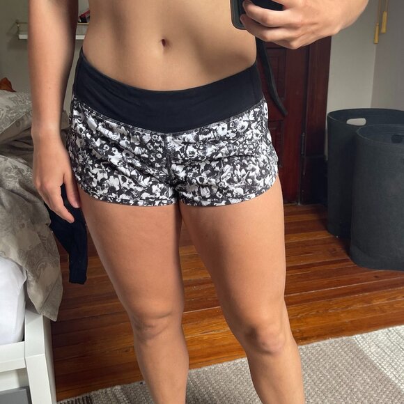 Lululemon Shorts - Picture 4 of 4